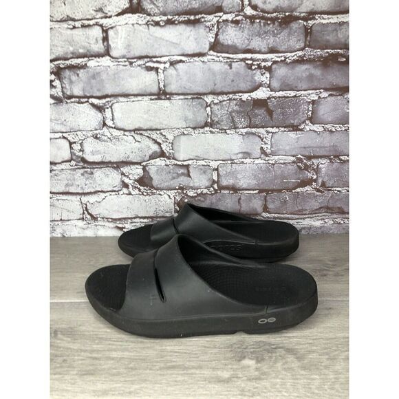 OOFOS Black Rubber Lightweight Recovery Slides Sandals Women’s 41EU/10M US Men 8 - Picture 16 of 16